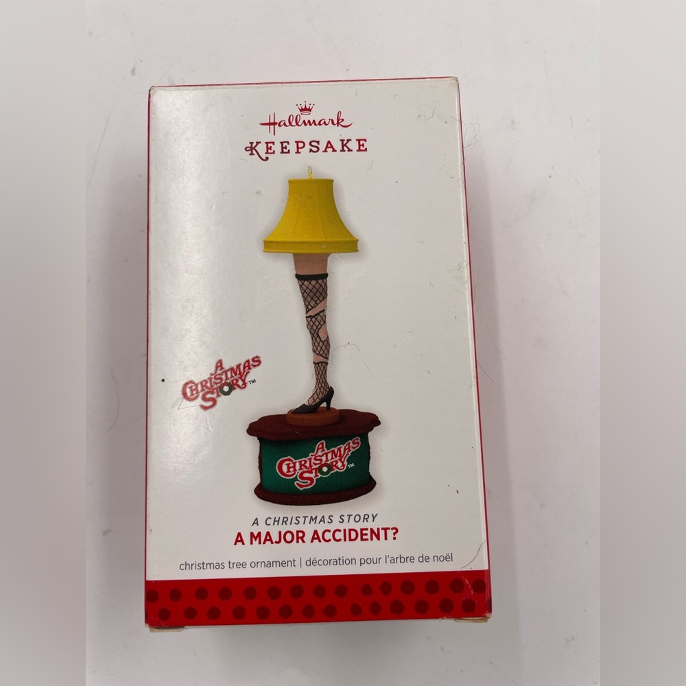 A Major Accident ornament, from the famous movie "A Christmas Story"
